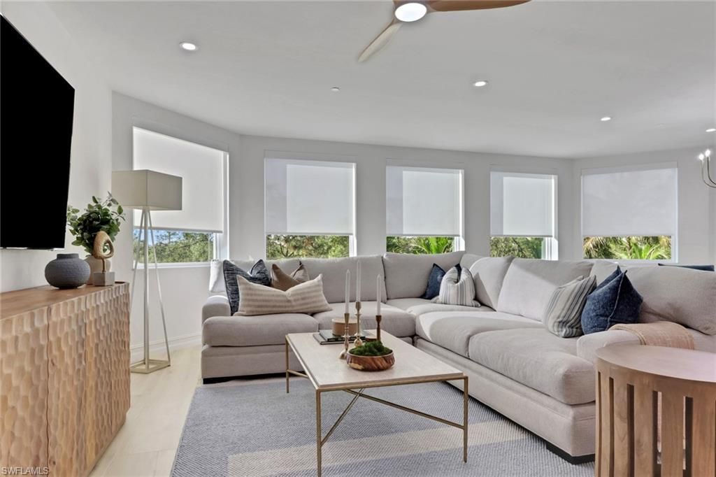 2728 Tiburon Blvd E, Unit 302, Naples, FL 34109 Photo
