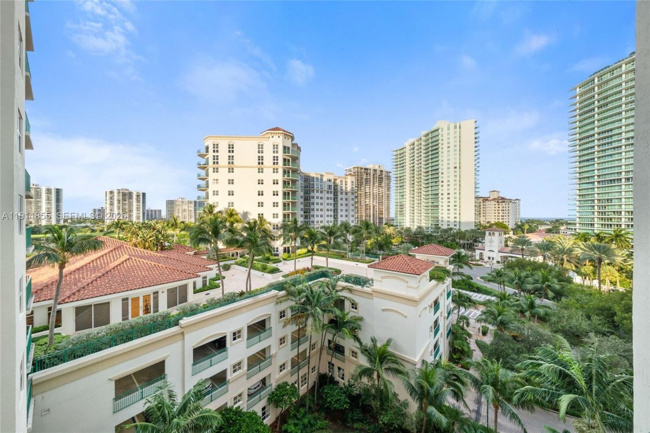 19900 E Country Club Dr, Unit 816, Aventura, FL 33180 Photo