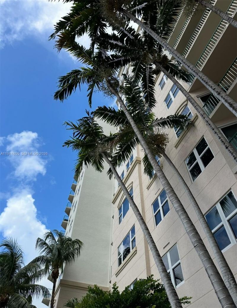 19900 E Country Club Dr, Unit 816, Aventura, FL 33180 Photo