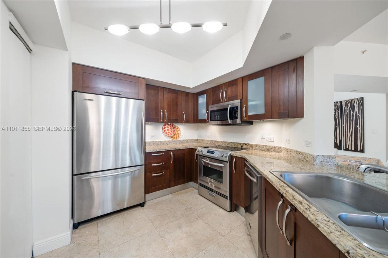 19900 E Country Club Dr, Unit 816, Aventura, FL 33180 Photo