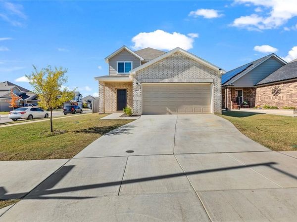 401 Thompson Place, Everman, TX 76140