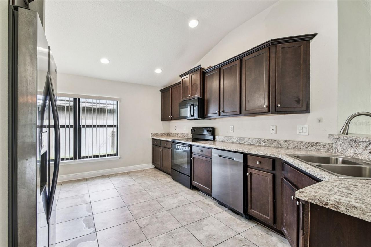 8910 52nd Avenue E, Palmetto, FL 34221 Photo