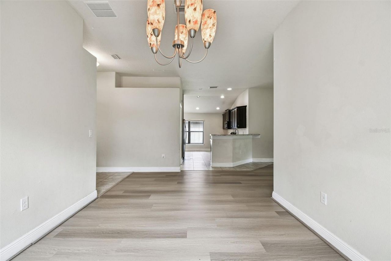 8910 52nd Avenue E, Palmetto, FL 34221 Photo