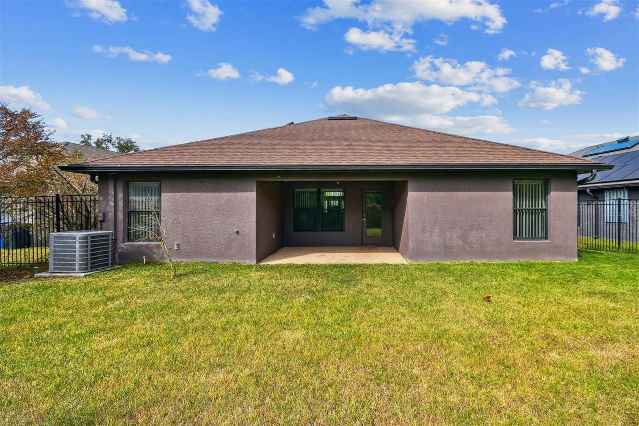 8910 52nd Avenue E, Palmetto, FL 34221 Photo