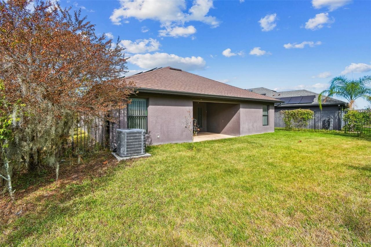 8910 52nd Avenue E, Palmetto, FL 34221 Photo