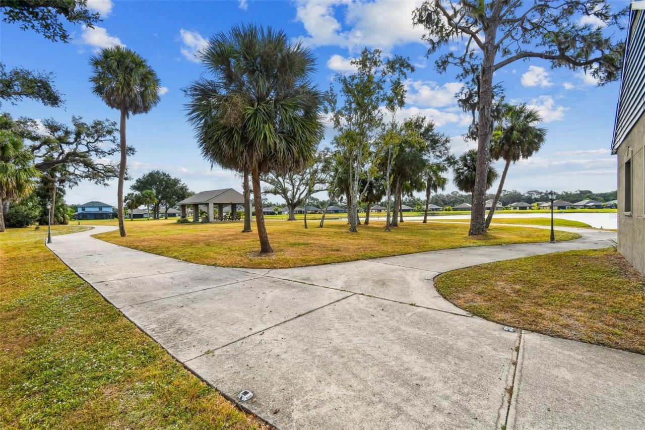 8910 52nd Avenue E, Palmetto, FL 34221 Photo