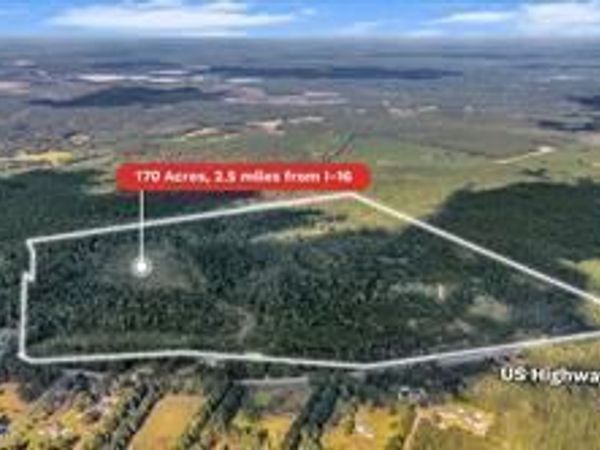641 Us Highway 80 E, Ellabell, GA 31308