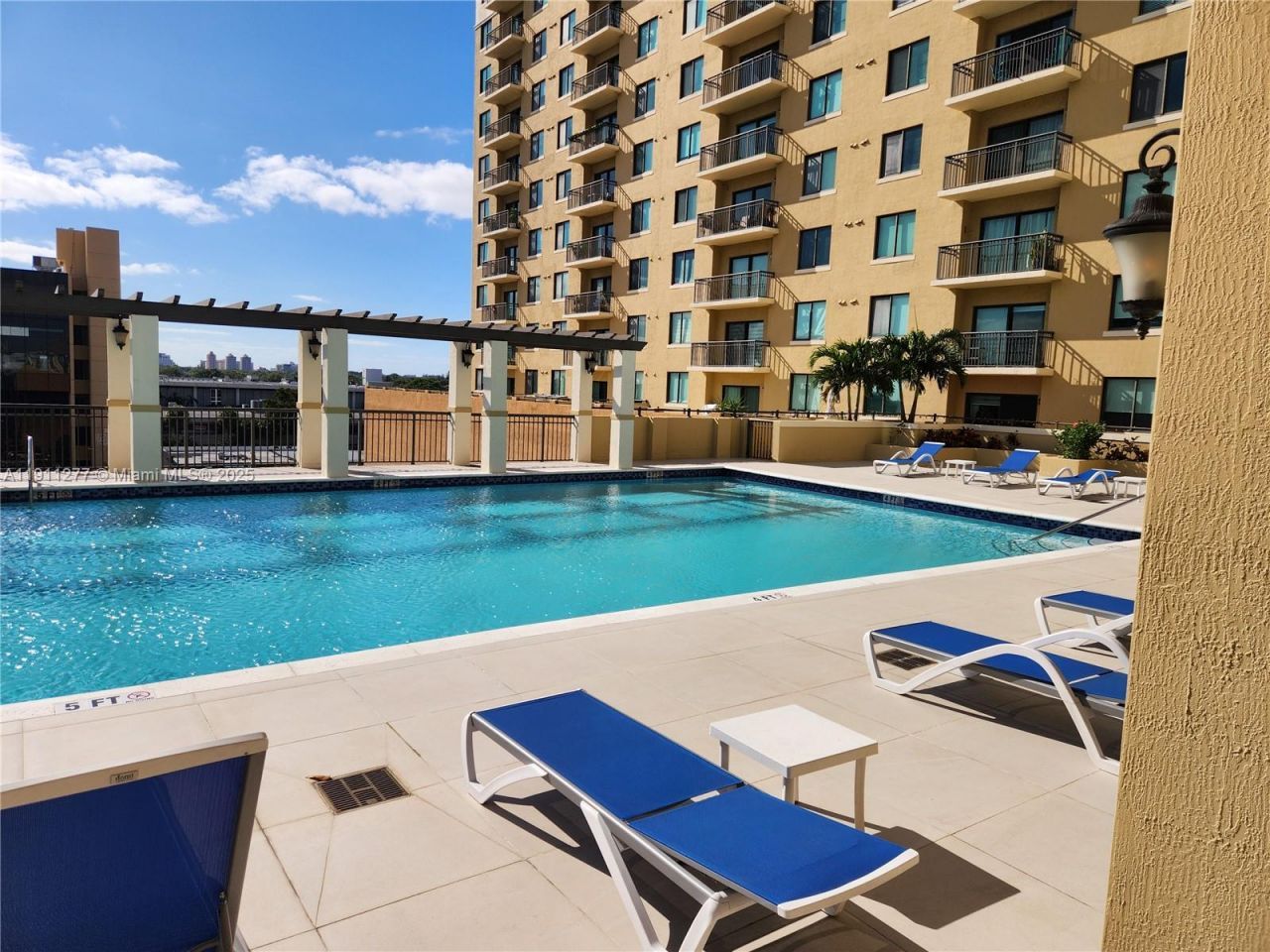 4242 NW 2nd St, Unit 1202, Miami, FL 33126 Photo