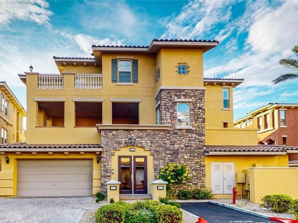 25 Luce Del Sole, Unit 3, Henderson, NV 89011