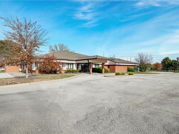 18320 S Center Street, Gardner, KS 66030