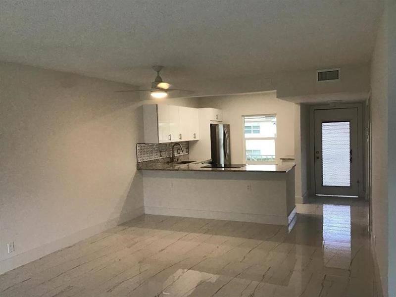 7600 NW 4th Place, Unit 207, Margate, FL 33063 Photo