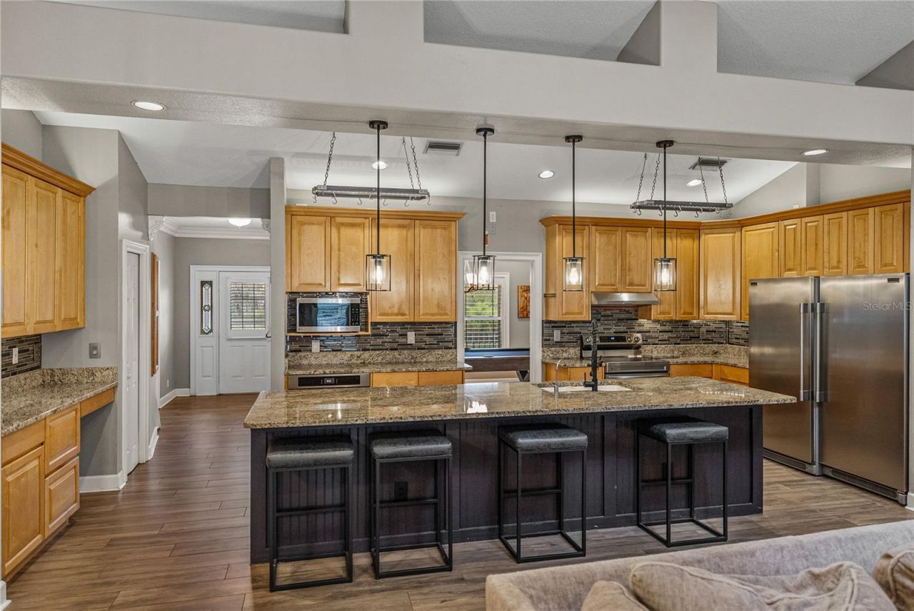 504 Covington Park Street, Seffner, FL 33584 Photo