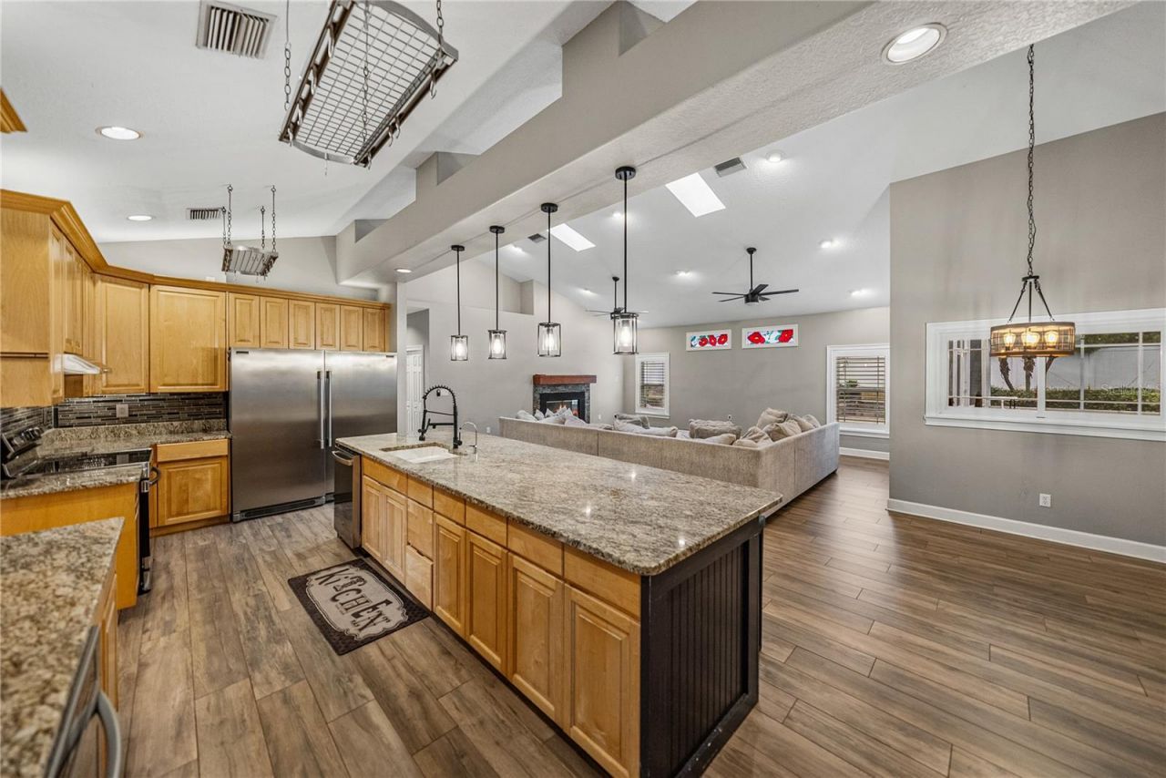 504 Covington Park Street, Seffner, FL 33584 Photo