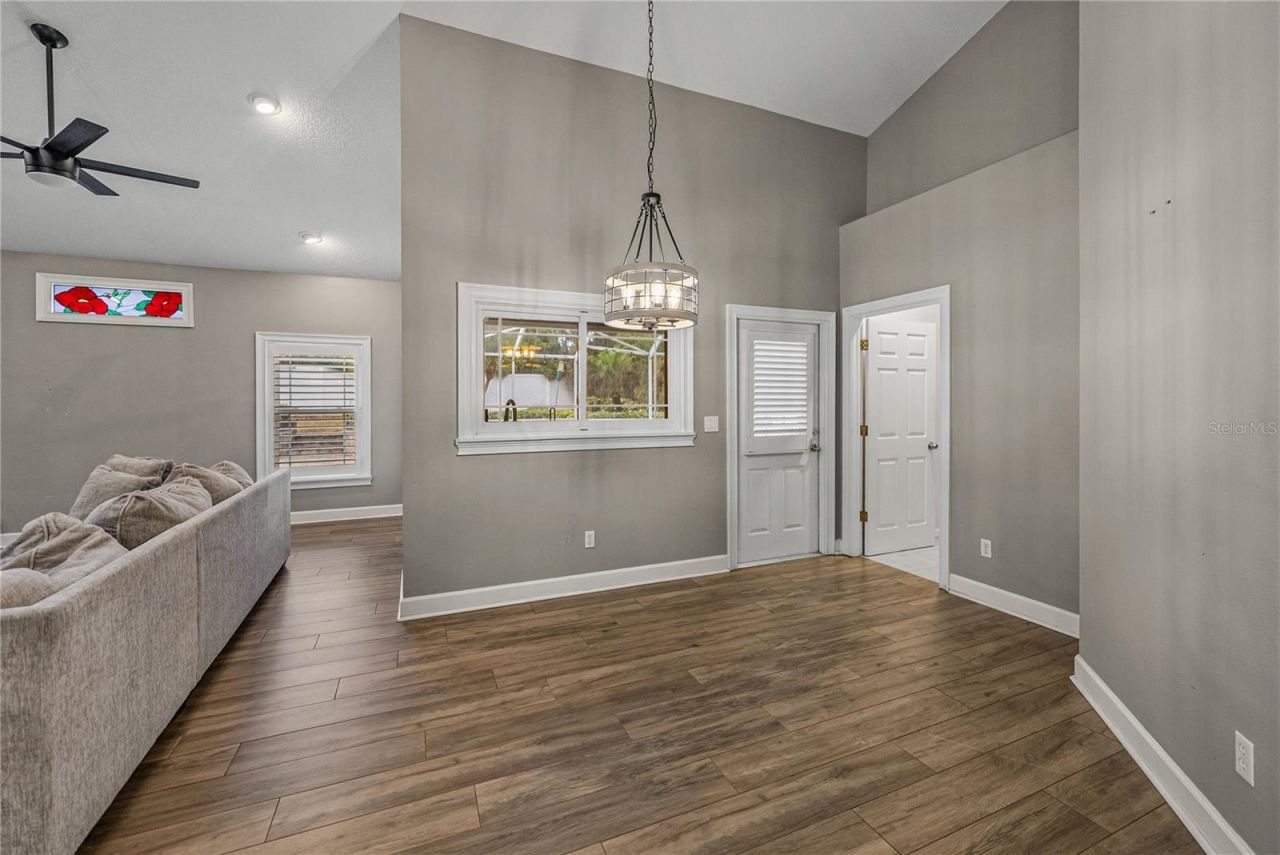 504 Covington Park Street, Seffner, FL 33584 Photo