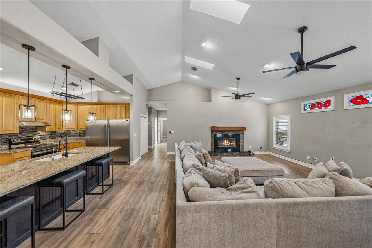 504 Covington Park Street, Seffner, FL 33584 Photo