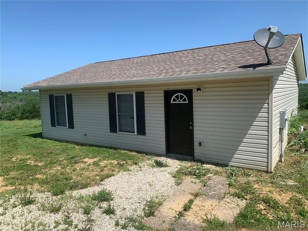 4727 Highway 50, Linn, MO 65051