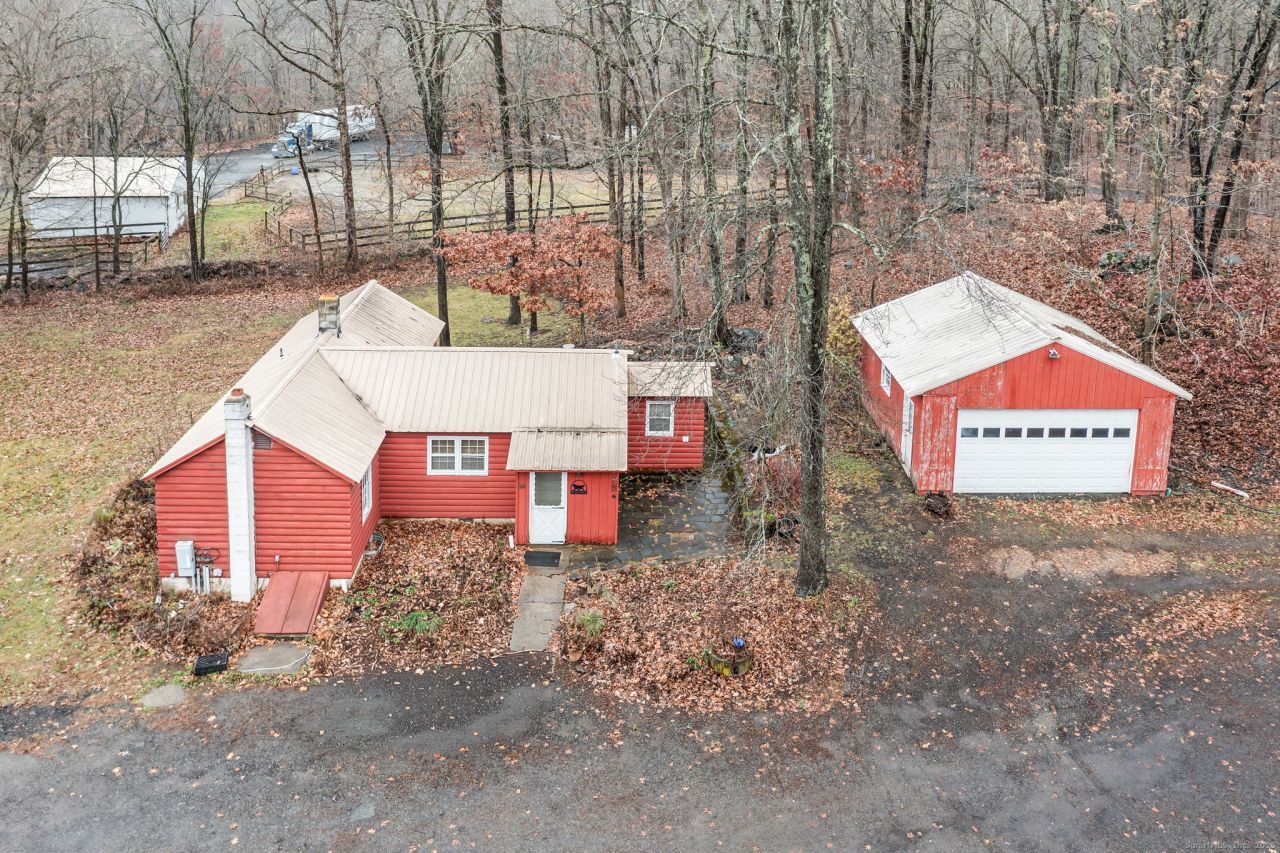 59 Pope, Oxford, CT 06478 Main Photo