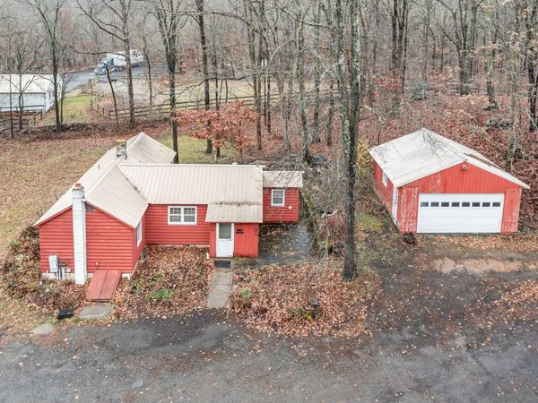 59 Pope, Oxford, CT 06478