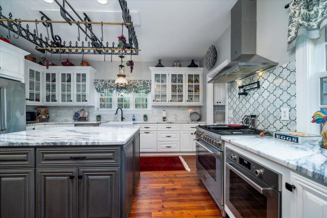 6949 Maybank Highway Photo 21