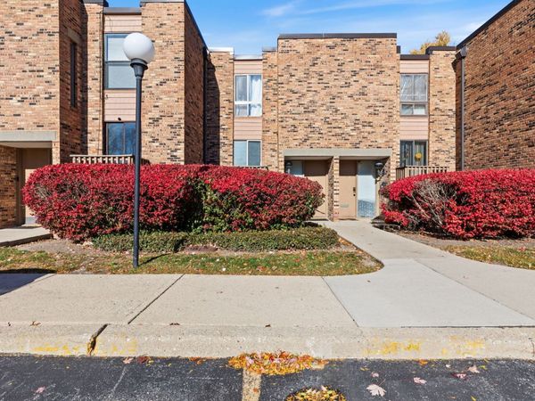 1620 WAXWING Court, Schaumburg, IL 60173