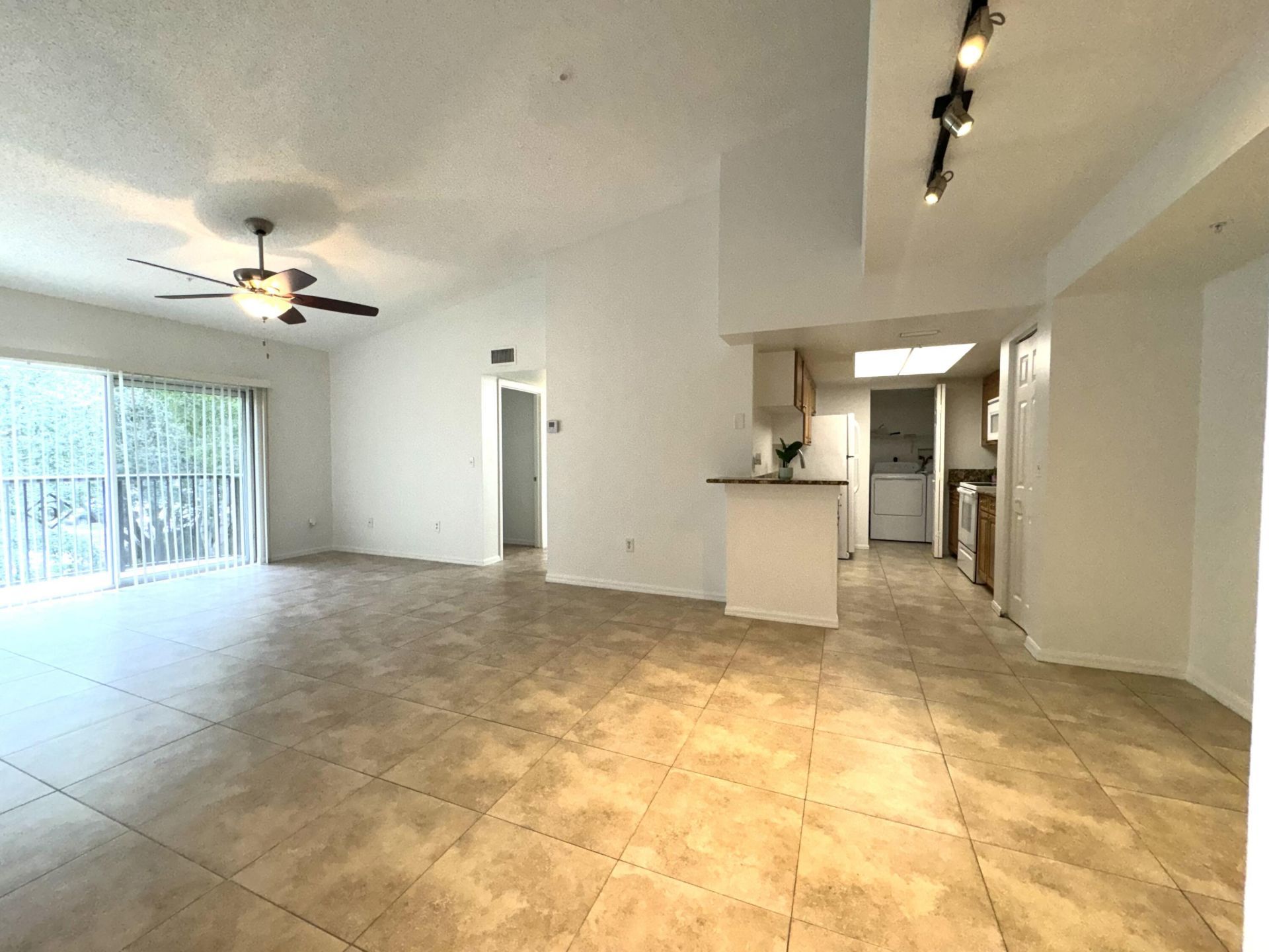 1300 Crestwood Court S, Unit 1319, Royal Palm Beach, FL 33411 Photo