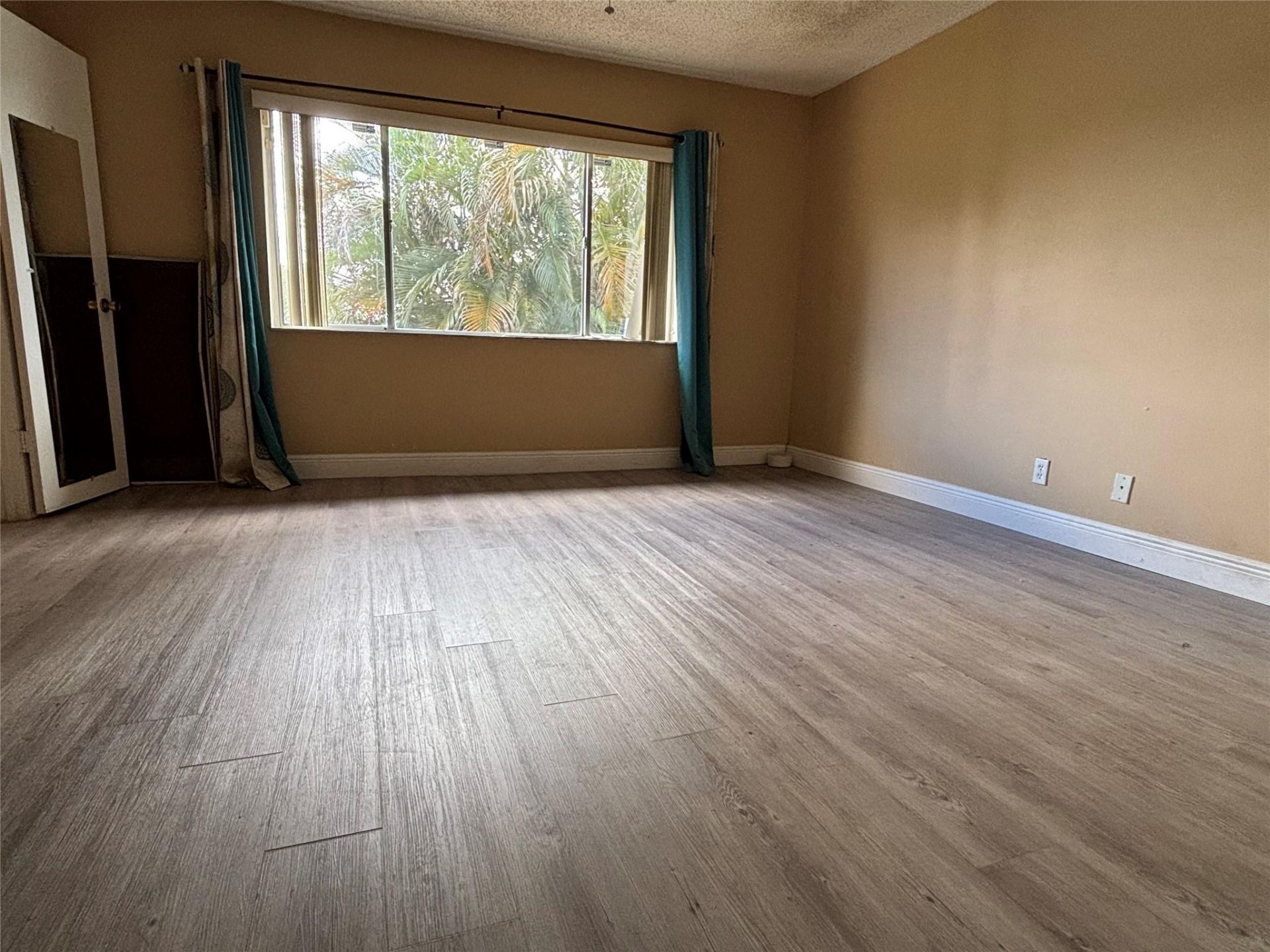 1327 Hampton Boulevard, Unit 1327, North Lauderdale, FL 33068 Photo