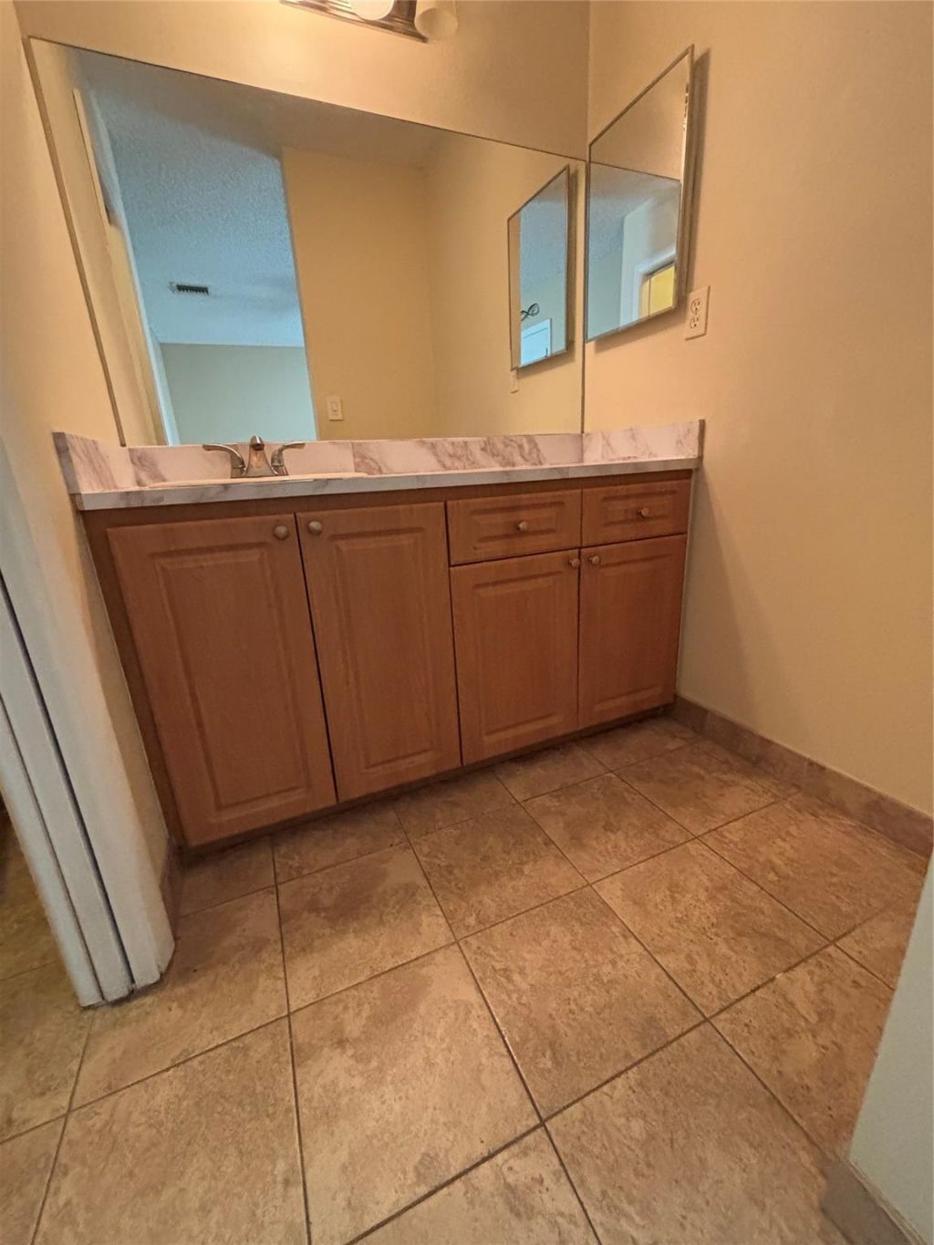 1327 Hampton Boulevard, Unit 1327, North Lauderdale, FL 33068 Photo