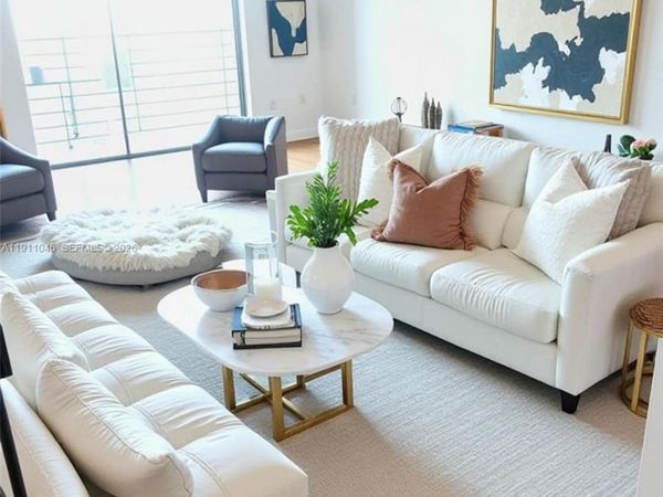 10442 Sunrise Lakes Blvd, Unit 203, Sunrise, FL 33322