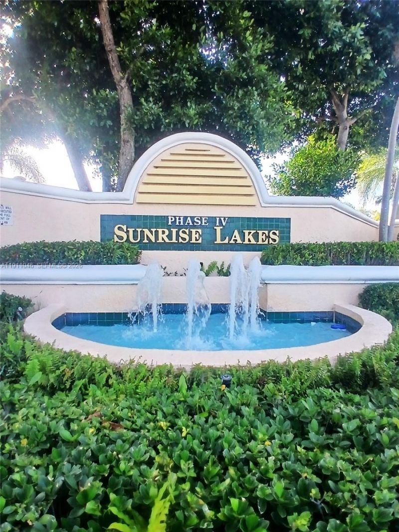 10442 Sunrise Lakes Blvd, Unit 203, Sunrise, FL 33322 Photo