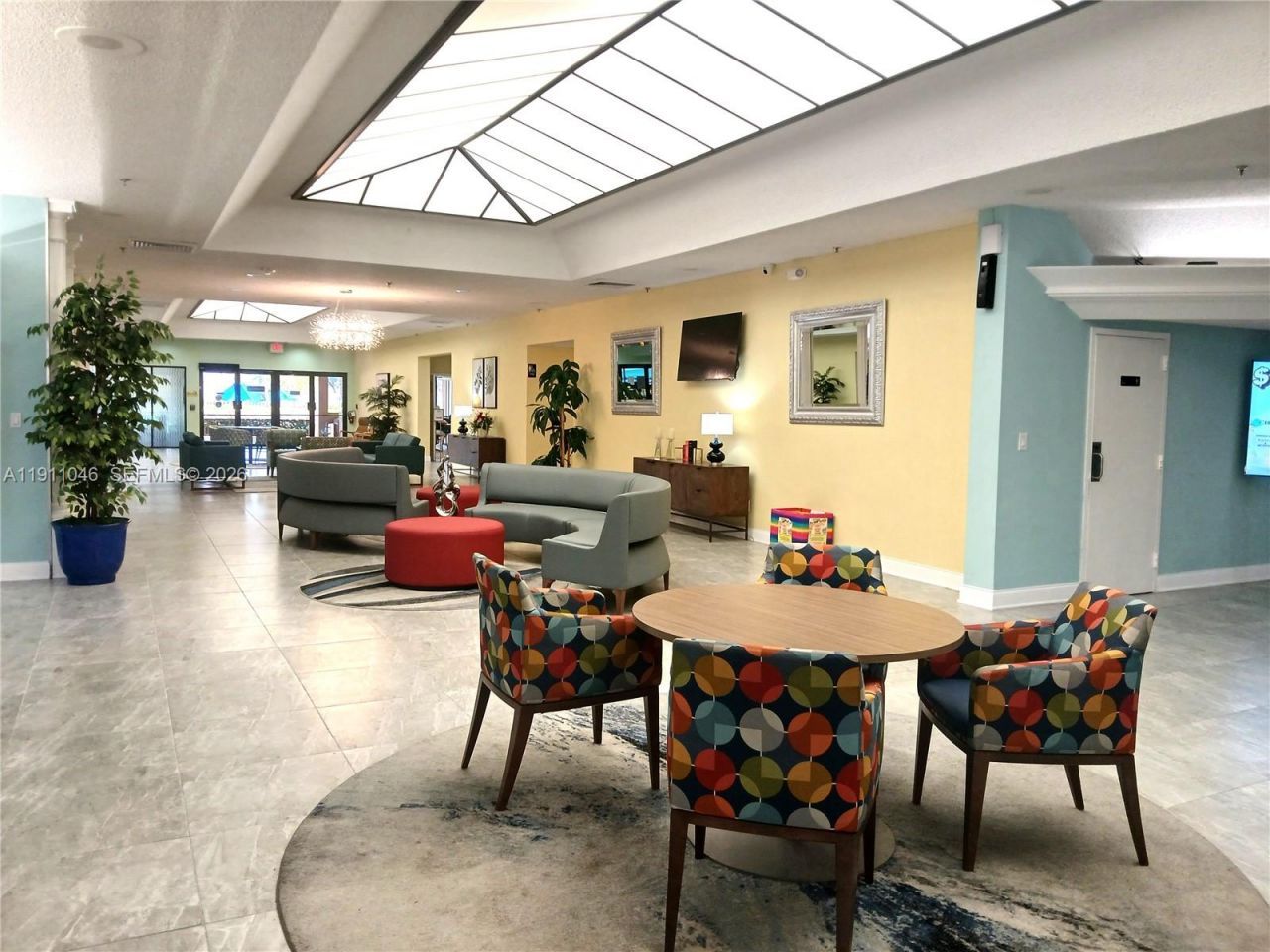 10442 Sunrise Lakes Blvd, Unit 203, Sunrise, FL 33322 Photo