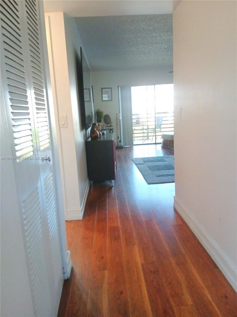 10442 Sunrise Lakes Blvd, Unit 203, Sunrise, FL 33322 Photo