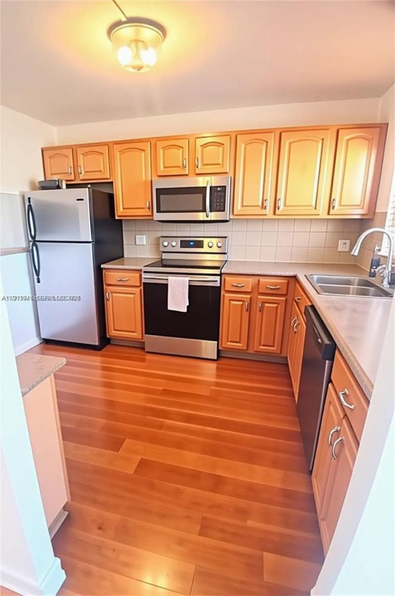 10442 Sunrise Lakes Blvd, Unit 203, Sunrise, FL 33322 Photo