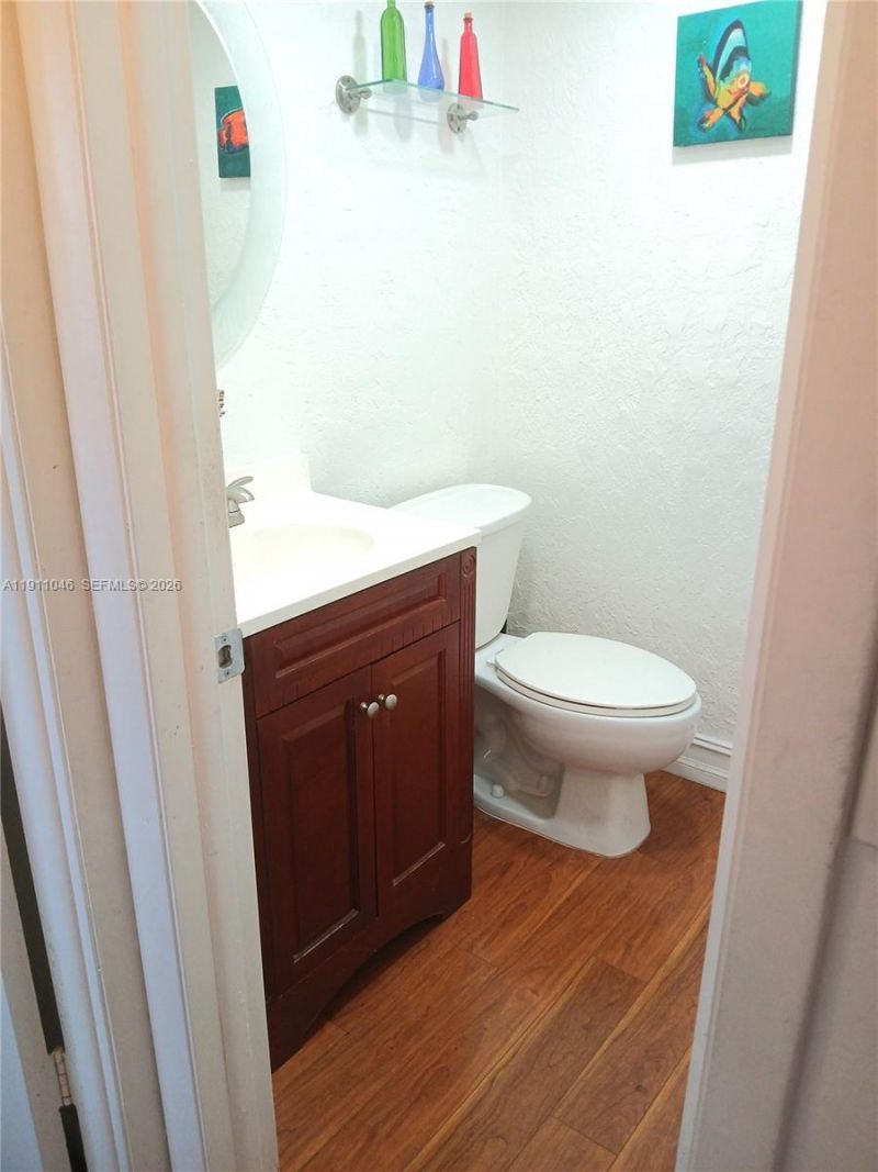 10442 Sunrise Lakes Blvd, Unit 203, Sunrise, FL 33322 Photo