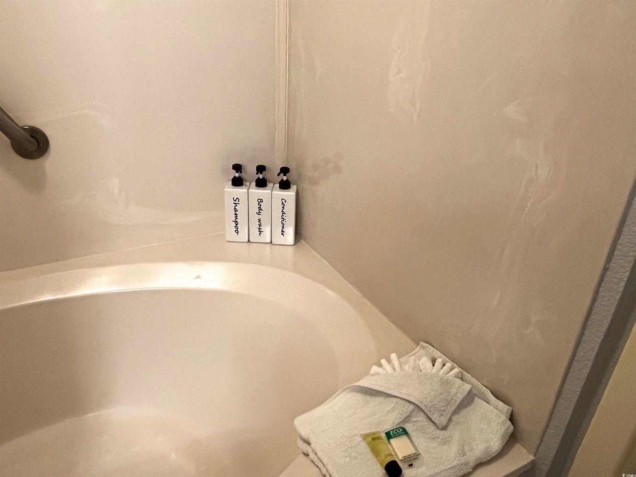 2504 N Ocean Blvd. Photo 27