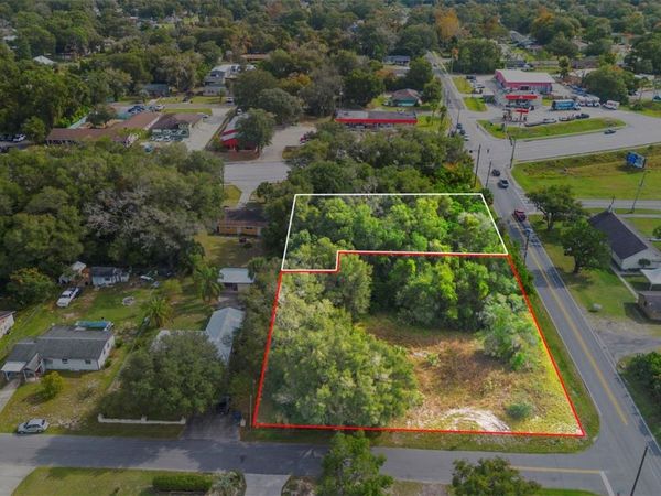 905 W BERESFORD AVENUE, DELAND, FL 32720