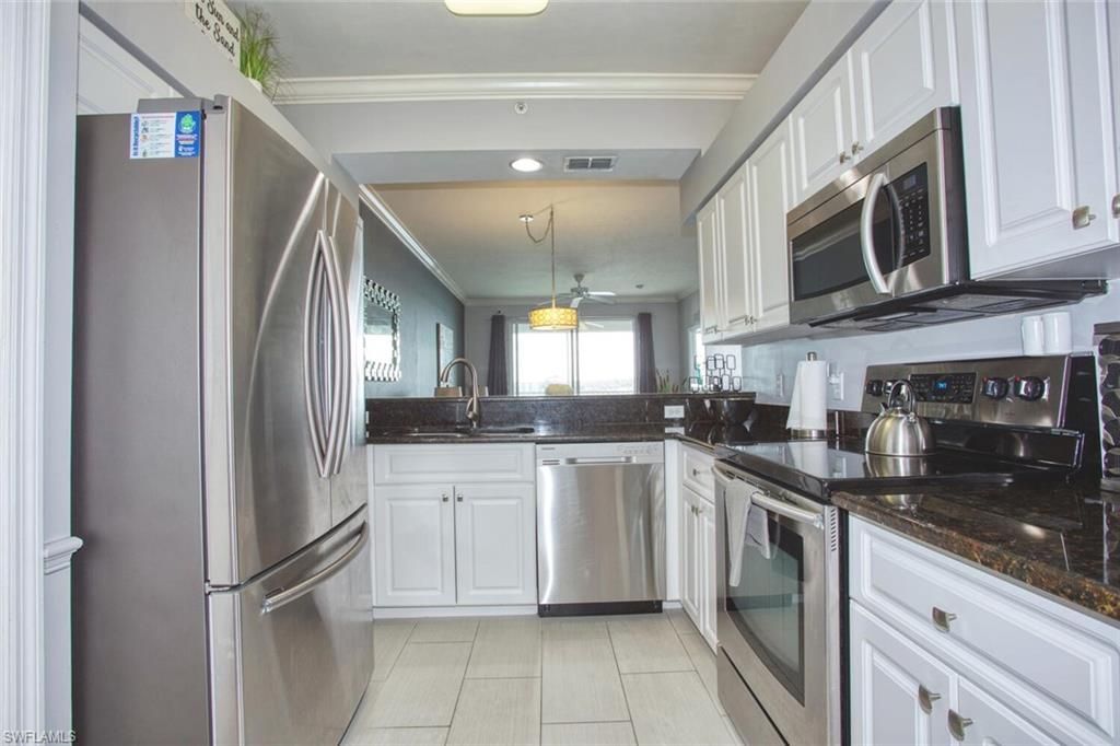 10371 Butterfly Palm Dr, Unit 834, Fort Myers, FL 33966 Photo