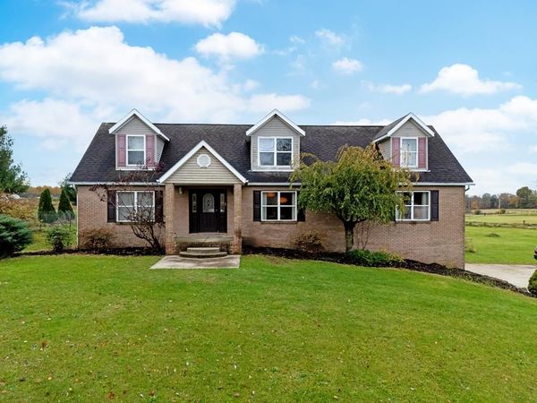 698 Hoover, Mansfield, OH 44905
