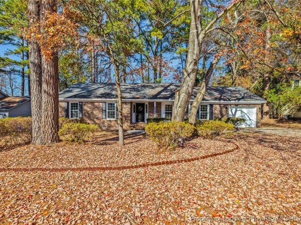 5890 Waccamaw Court, Fayetteville, NC 28314