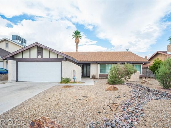 6616 Treadway Lane, Las Vegas, NV 89103
