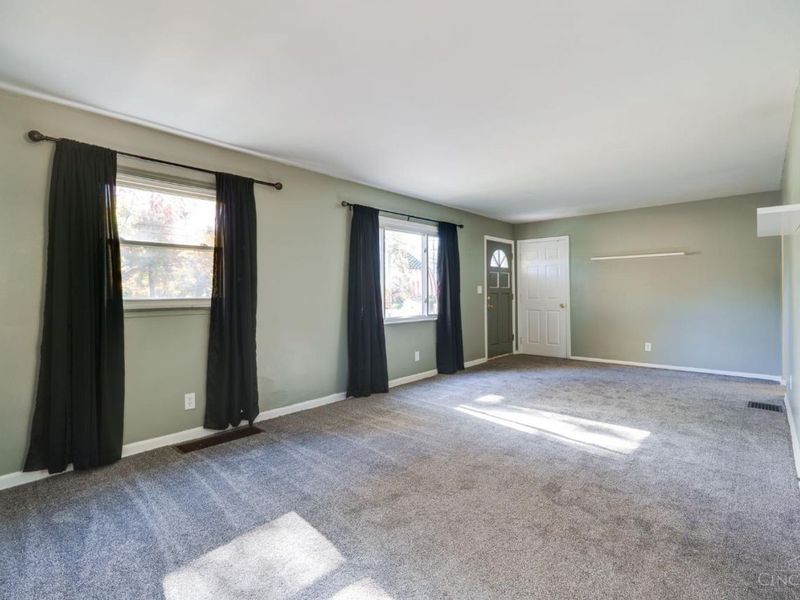 1370 Ross Hanover Road, Hamilton, OH 45013 Photo 8