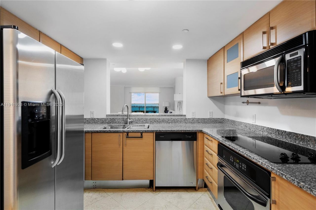 2101 Brickell Ave, Unit 606, Miami, FL 33129 Photo