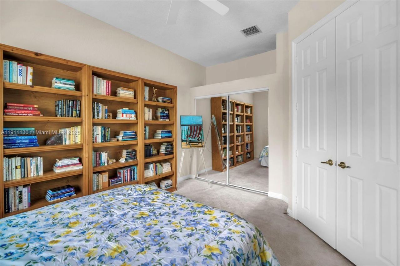 7921 E Exeter Blvd E, Unit 202, Tamarac, FL 33321 Photo