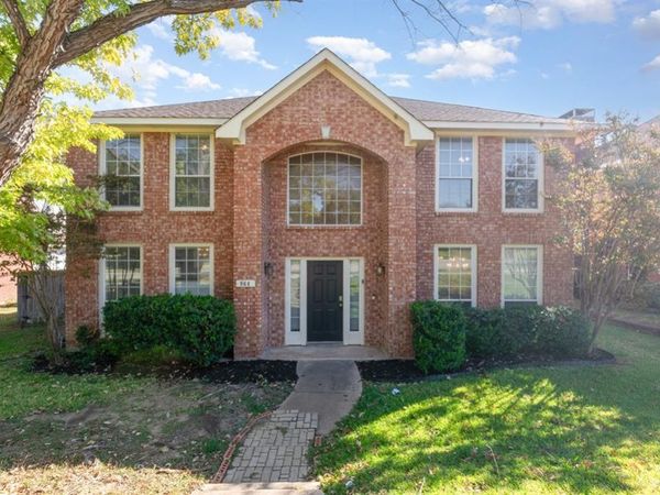 964 Camden Drive, Lewisville, TX 75067