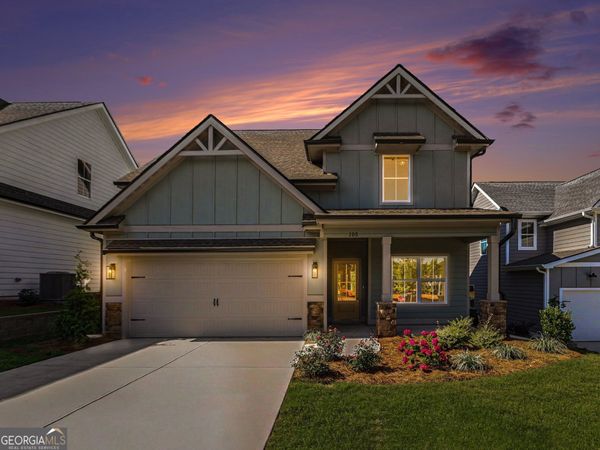 105 Red Oak Court, Carrollton, GA 30116
