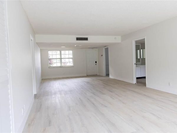 4007 N Cypress Drive, Unit 103, Pompano Beach, FL 33069