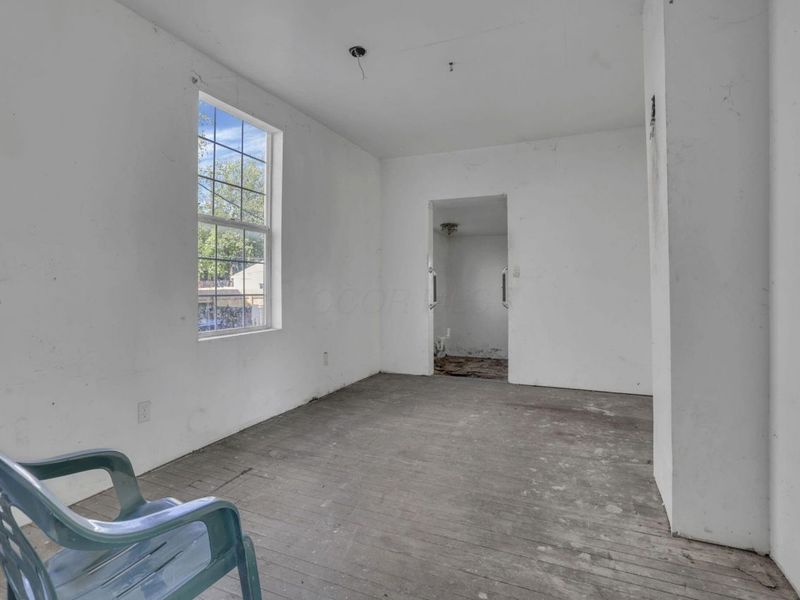 292 E Barthman Avenue, Columbus, OH 43207 Photo 16