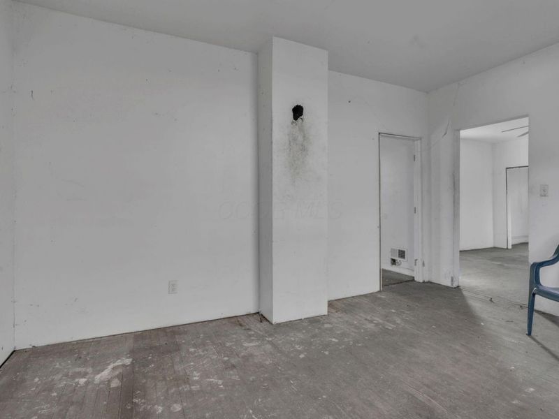 292 E Barthman Avenue, Columbus, OH 43207 Photo 17