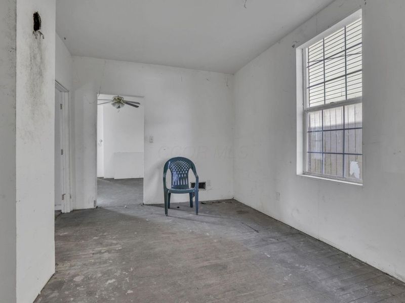 292 E Barthman Avenue, Columbus, OH 43207 Photo 18