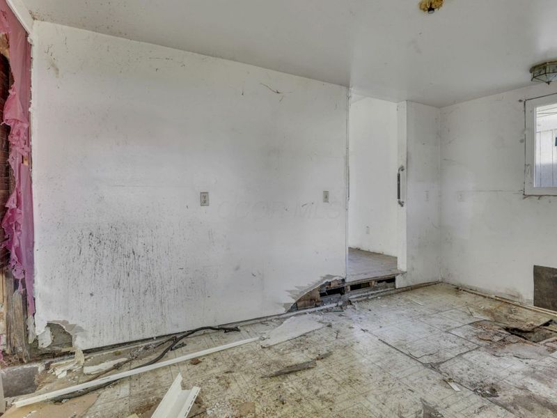 292 E Barthman Avenue, Columbus, OH 43207 Photo 21