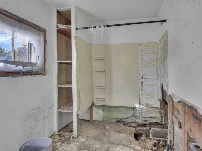 292 E Barthman Avenue, Columbus, OH 43207 Photo 25